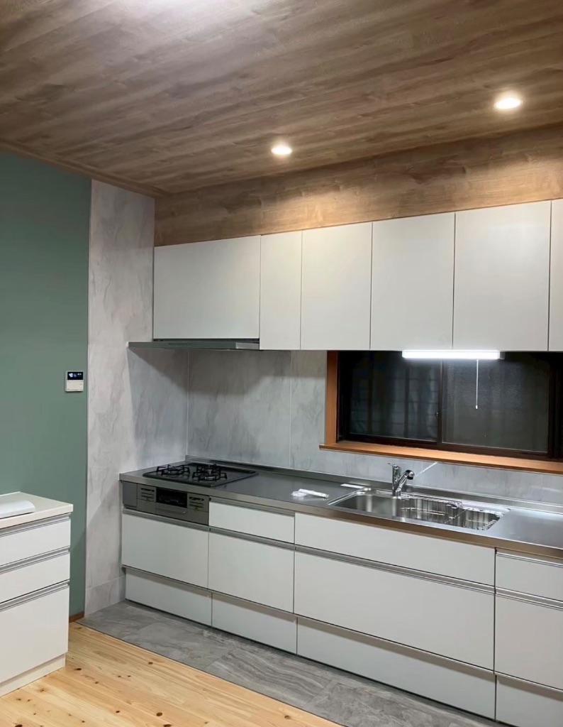 施工後：キッチン詳細