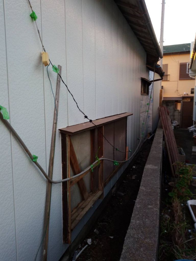サイディング張替中