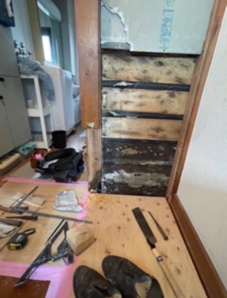 施工前：柱・土台の腐食